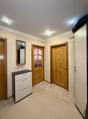 Продам трехкомнатную (3-комн.) квартиру, Ватутина ул, 29, Нальчик г
