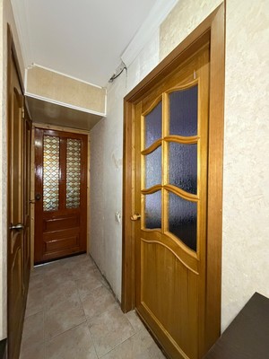Продам трехкомнатную (3-комн.) квартиру, Ватутина ул, 29, Нальчик г