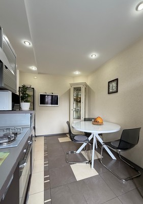 Продам трехкомнатную (3-комн.) квартиру, Тарчокова ул, 19к2, Нальчик г