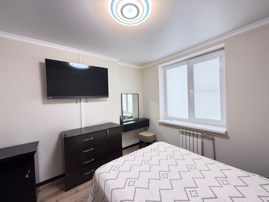 Продам трехкомнатную (3-комн.) квартиру, Московская ул, 12к3, Нальчик г