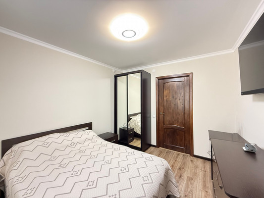 Продам трехкомнатную (3-комн.) квартиру, Московская ул, 12к3, Нальчик г