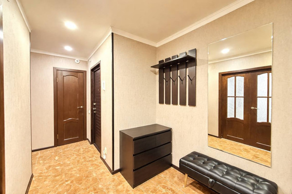 Продам трехкомнатную (3-комн.) квартиру, Московская ул, 12к3, Нальчик г