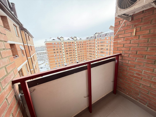 Продам трехкомнатную (3-комн.) квартиру, Московская ул, 12к3, Нальчик г