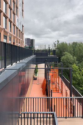 Продам однокомнатную (1-комн.) квартиру, Озёрная ул, 1к1, Москва г