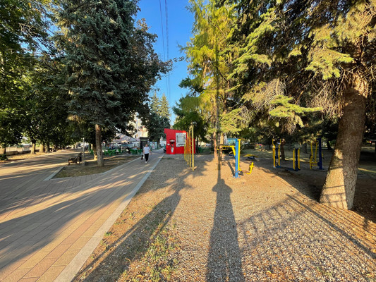 Продам трехкомнатную (3-комн.) квартиру, Эльбрусская ул, 19, Нальчик г