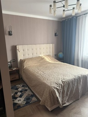 Продам двухкомнатную (2-комн.) квартиру, Чехова ул, 3/7, Казань г