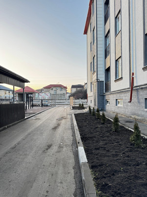 Продам двухкомнатную (2-комн.) квартиру, 18, Мир п