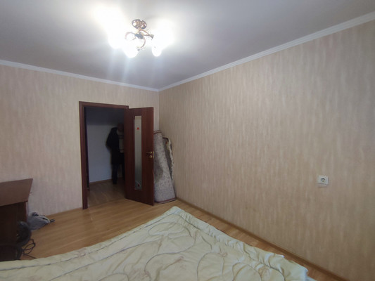 Сдам трехкомнатную (3-комн.) квартиру, Дыбенко ул, 12к3, Санкт-Петербург г