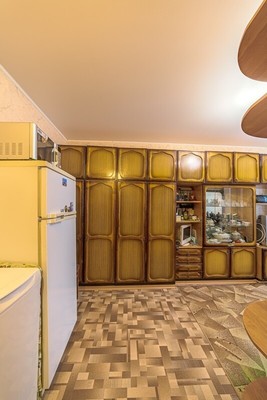 Продам комнату в 4-комн. квартире, Ульяновская ул, 9, Пенза г