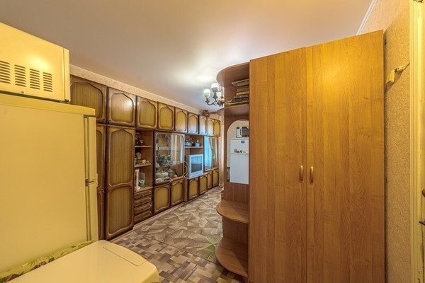 Продам комнату в 4-комн. квартире, Ульяновская ул, 9, Пенза г