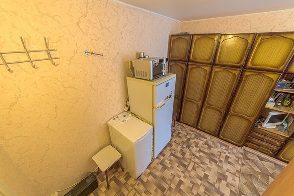 Продам комнату в 4-комн. квартире, Ульяновская ул, 9, Пенза г