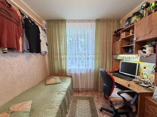 Продам многокомнатную квартиру, Луговая ул, 9, Добрунь д