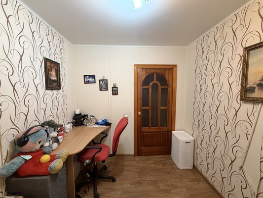 Продам многокомнатную квартиру, Луговая ул, 9, Добрунь д