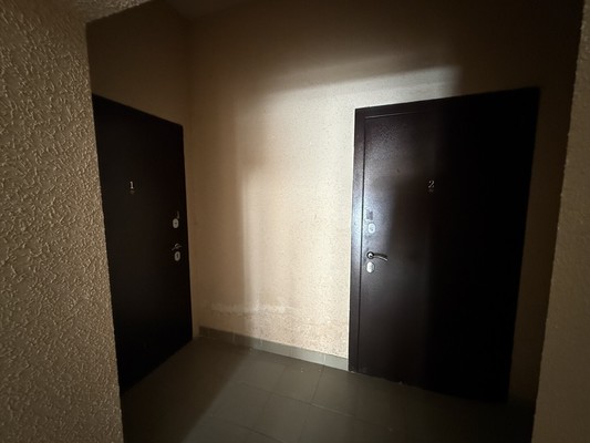 Продам трехкомнатную (3-комн.) квартиру, 2-я Надречная ул, 128к8, Нальчик г