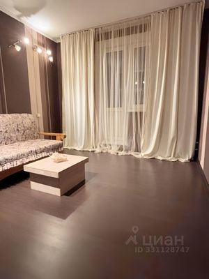 Продам трехкомнатную (3-комн.) квартиру, Вернадского пр-кт, 93к1, Москва г