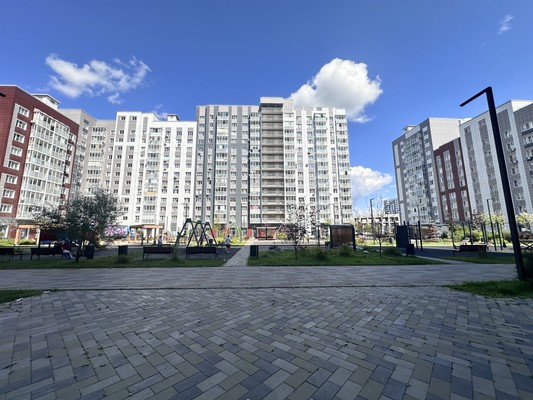 Сдам однокомнатную (1-комн.) квартиру, Победы ул, 5к1, Десна д