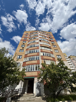 Продам двухкомнатную (2-комн.) квартиру, Курская ул, 25, Казань г