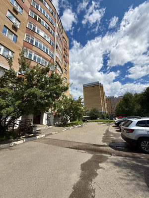 Продам двухкомнатную (2-комн.) квартиру, Курская ул, 25, Казань г