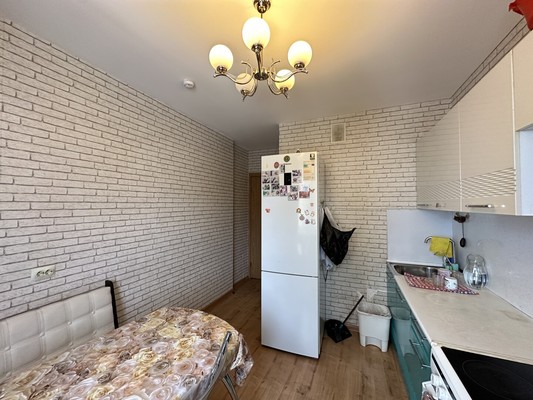Продам двухкомнатную (2-комн.) квартиру, Советский пр-кт, 16, Сестрорецк г