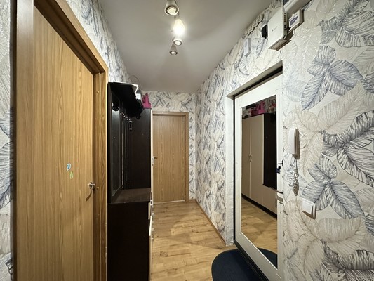 Продам двухкомнатную (2-комн.) квартиру, Советский пр-кт, 16, Сестрорецк г