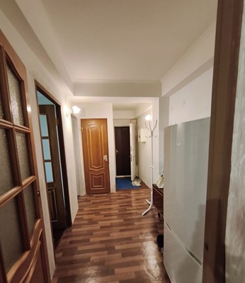 Продам трехкомнатную (3-комн.) квартиру, Комендантский пр-кт, 28к2, Санкт-Петербург г