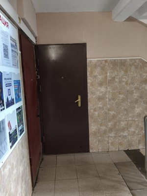 Продам трехкомнатную (3-комн.) квартиру, Комендантский пр-кт, 28к2, Санкт-Петербург г