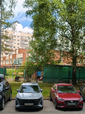 Продам трехкомнатную (3-комн.) квартиру, Комендантский пр-кт, 28к2, Санкт-Петербург г
