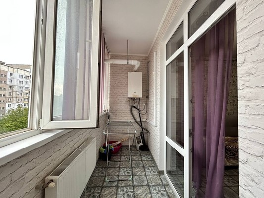 Продам однокомнатную (1-комн.) квартиру, Ковыльная ул, 94, Симферополь г