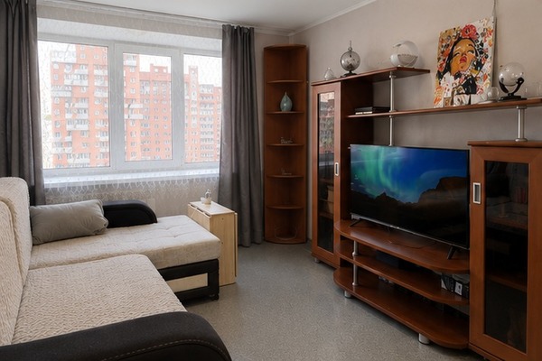 Продам трехкомнатную (3-комн.) квартиру, Революции ул, 4, Пермь г