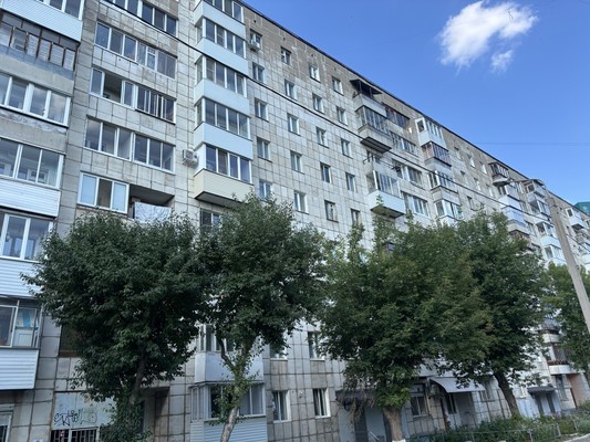 Продам трехкомнатную (3-комн.) квартиру, Революции ул, 4, Пермь г