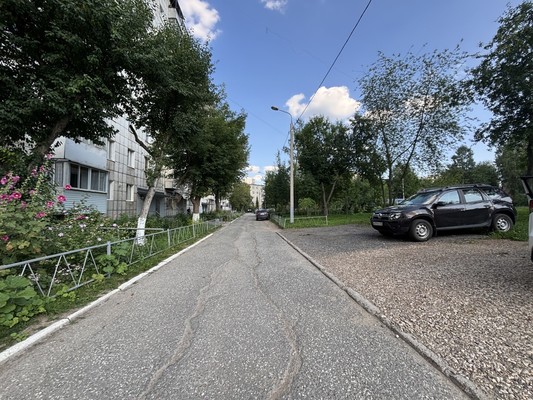 Продам трехкомнатную (3-комн.) квартиру, Революции ул, 4, Пермь г