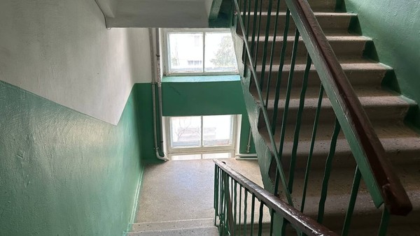 Продам двухкомнатную (2-комн.) квартиру, Ростовская ул, 24, Симферополь г