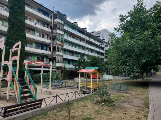 Продам однокомнатную (1-комн.) квартиру, Ялтинская ул, 17, Алушта г