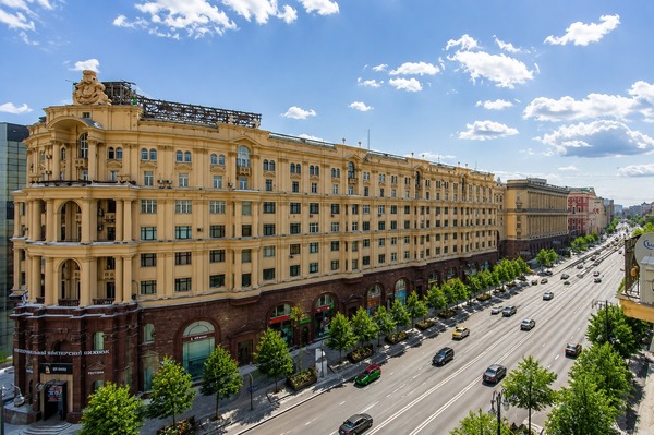 Продам двухкомнатную (2-комн.) квартиру, Тверская ул, 6б, Москва г