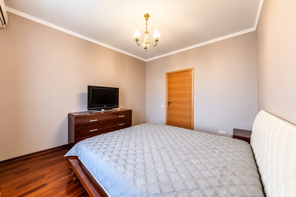 Продам двухкомнатную (2-комн.) квартиру, Тверская ул, 6б, Москва г
