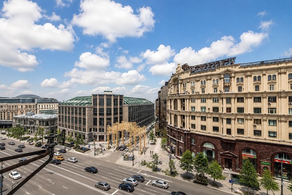 Продам двухкомнатную (2-комн.) квартиру, Тверская ул, 6б, Москва г