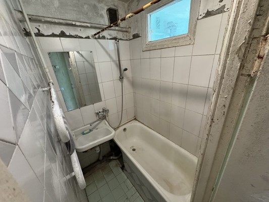 Продам многокомнатную квартиру, Магнитогорская ул, 9/1, Ростов-на-Дону г