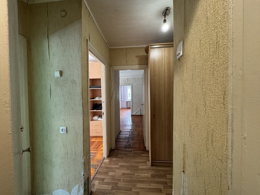Продам многокомнатную квартиру, Магнитогорская ул, 9/1, Ростов-на-Дону г