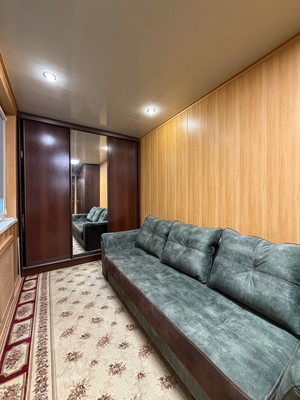 Продам трехкомнатную (3-комн.) квартиру, Кирова ул, 1кА, Нальчик г