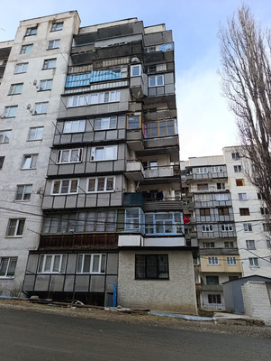 Продам трехкомнатную (3-комн.) квартиру, Мусукаева ул, 8, Тырныауз г