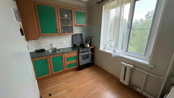 Продам двухкомнатную (2-комн.) квартиру, Полевая ул, 3, Латышская д