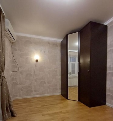 Продам двухкомнатную (2-комн.) квартиру, Добровольского пл, 20/2, Ростов-на-Дону г