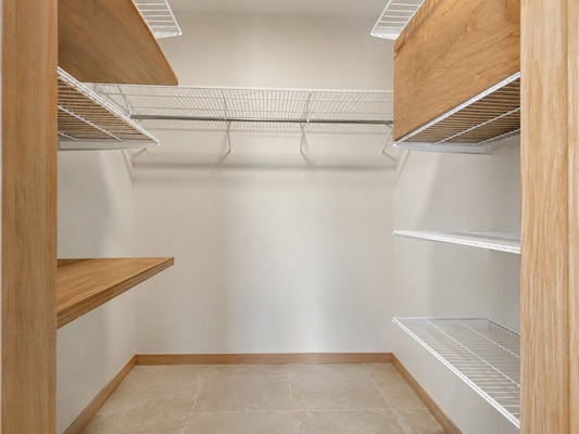 Продам двухкомнатную (2-комн.) квартиру, Гарибальди ул, 10к2, Москва г