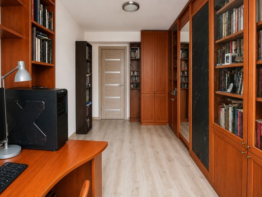Продам двухкомнатную (2-комн.) квартиру, Гарибальди ул, 10к2, Москва г