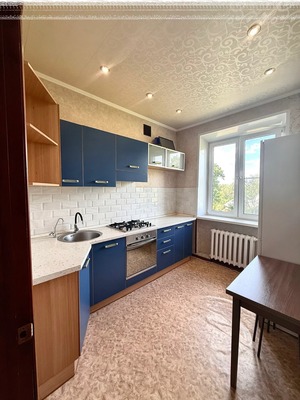 Продам двухкомнатную (2-комн.) квартиру, Ильича пр-кт, 1/1, Шатура г