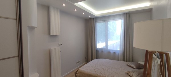 Продам двухкомнатную (2-комн.) квартиру, Эскадронная ул, 6А, Симферополь г