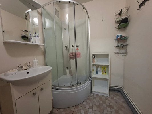 Продам двухкомнатную (2-комн.) квартиру, Голландская ул, 8, Янино-1 гп