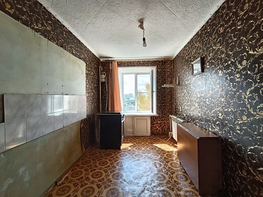 Продам двухкомнатную (2-комн.) квартиру, Шаронова ул, 25, Ишим г