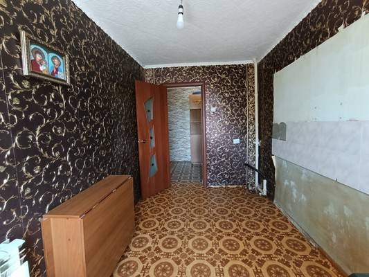 Продам двухкомнатную (2-комн.) квартиру, Шаронова ул, 25, Ишим г