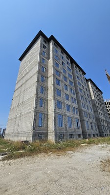 Продам трехкомнатную (3-комн.) квартиру, Каменская ул, 105, Кенже с